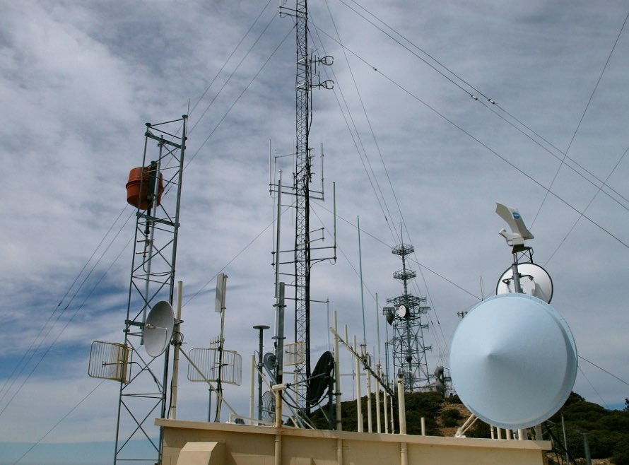 raging fire in sonoma county